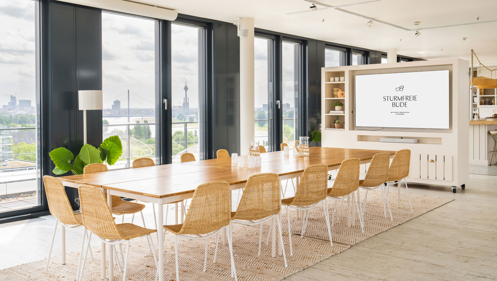 In unseren Eventlocations hast du einen sensationellen Ausblick auf die Stadt.